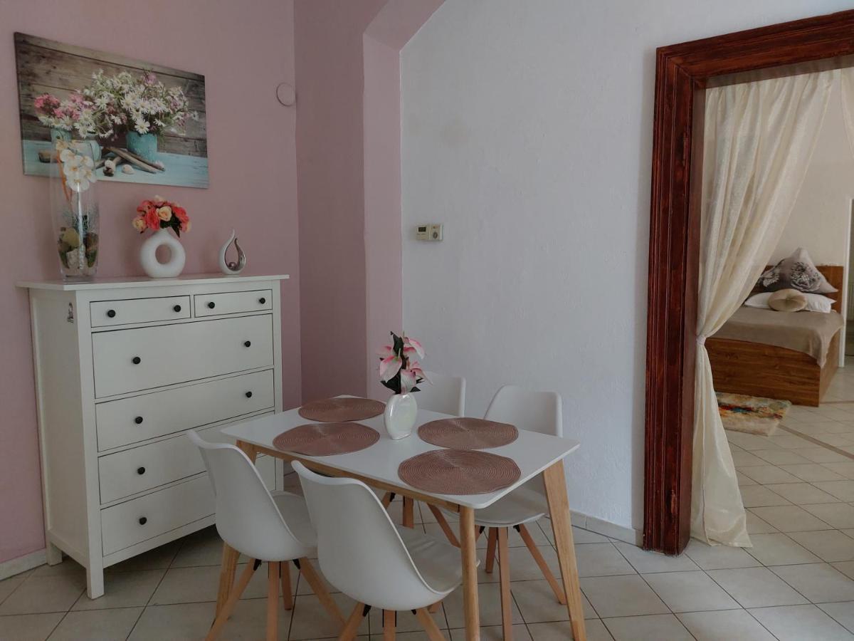 Exkluzivni Apartman V Prizemi V Hradci Kralove Hradec Králové Exterior foto