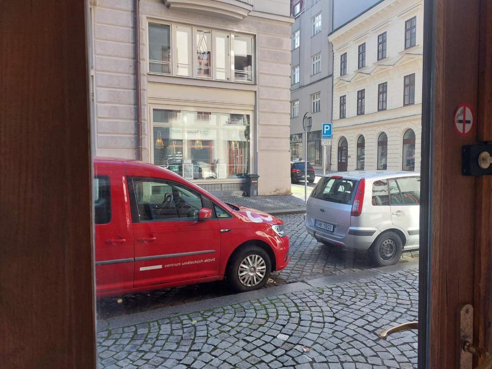 Exkluzivni Apartman V Prizemi V Hradci Kralove Hradec Králové Exterior foto